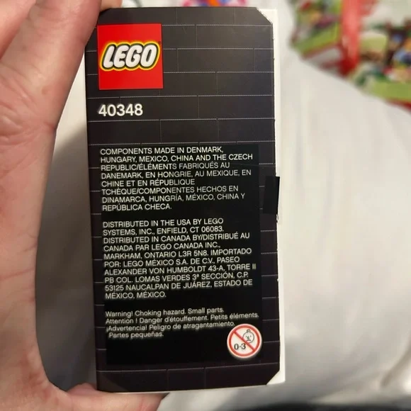 New, retired LEGO BrickHeadz Birthday Clown Building Set 40348 - Picture 3 of 9